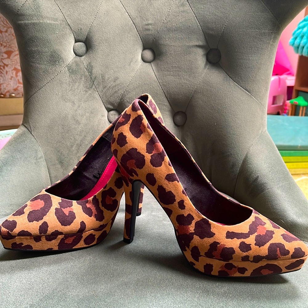 Platform Leopard Heels H&M Divided Size 9